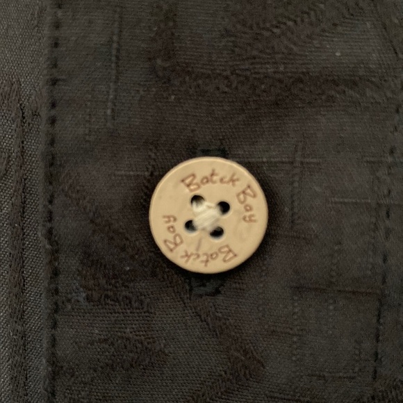 Batik Bay Button Up Hawaiian Camp Shirt L Black Tribal Palm Leaves Chest Pocket - Picture 9 of 13